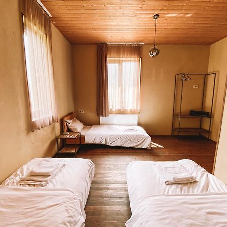 Arte In Kazbegi Hotel ภายนอก รูปภาพ