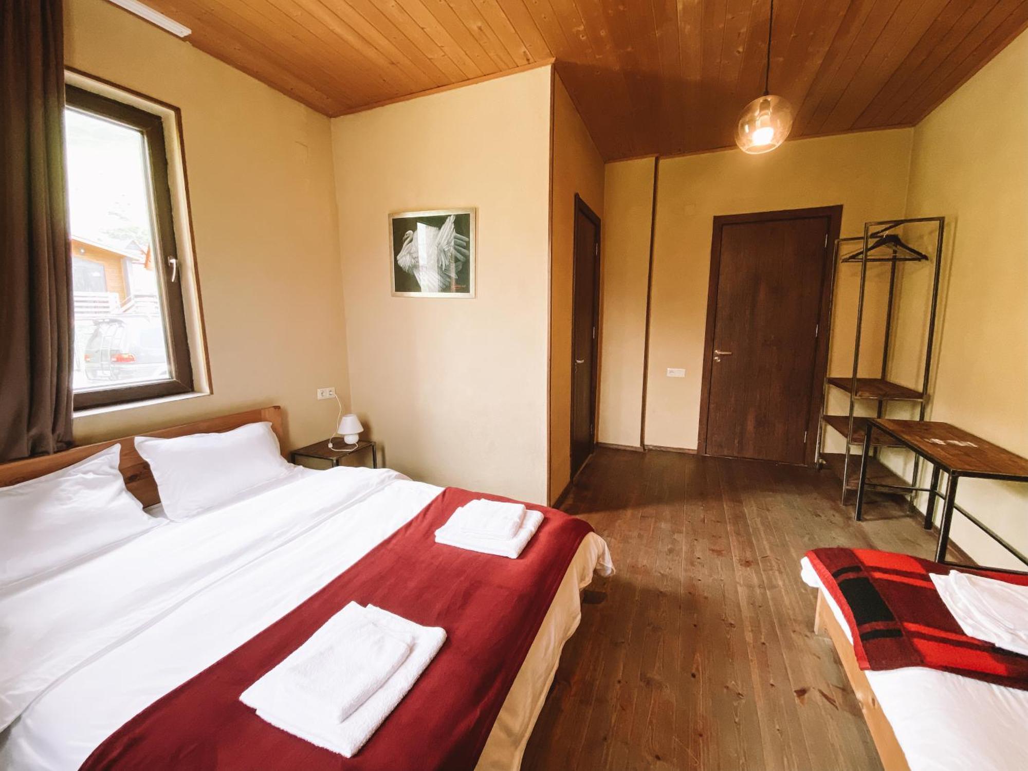 Arte In Kazbegi Hotel ภายนอก รูปภาพ