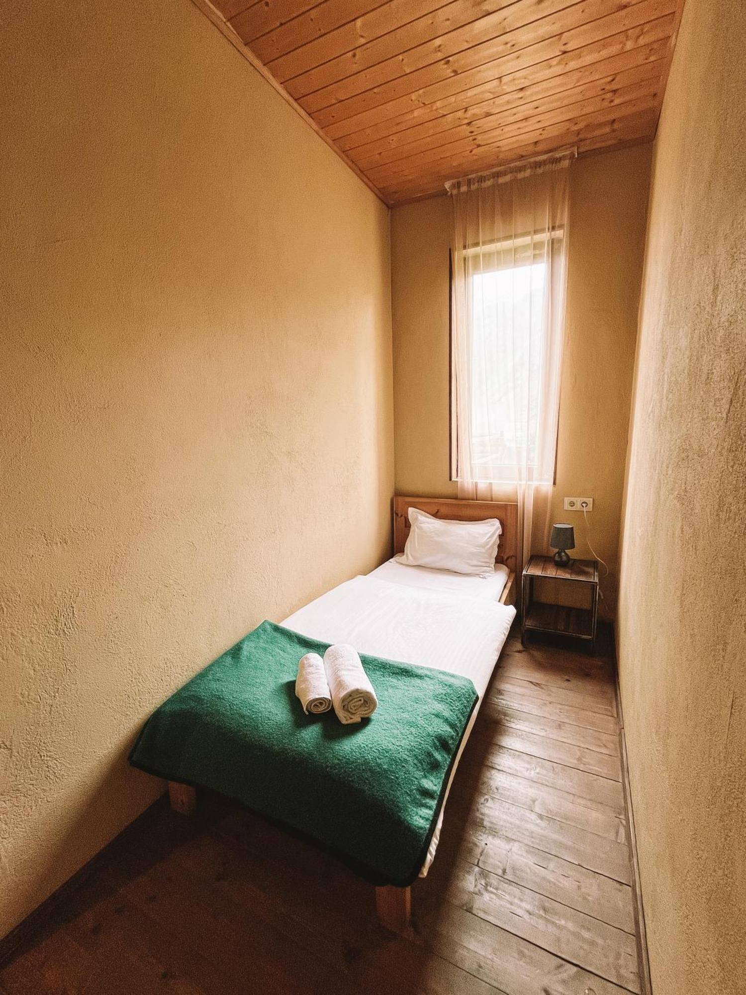 Arte In Kazbegi Hotel ภายนอก รูปภาพ