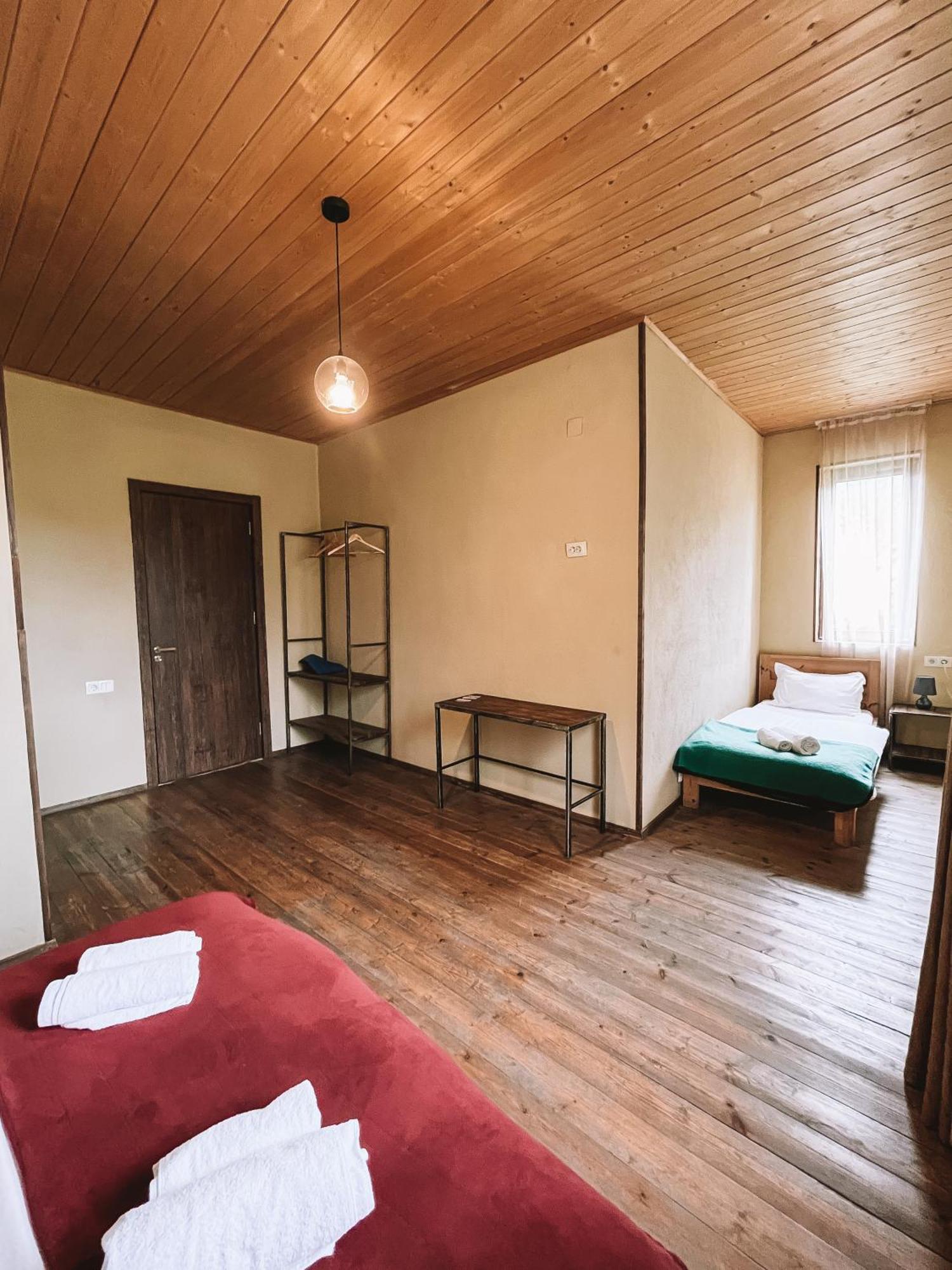 Arte In Kazbegi Hotel ภายนอก รูปภาพ